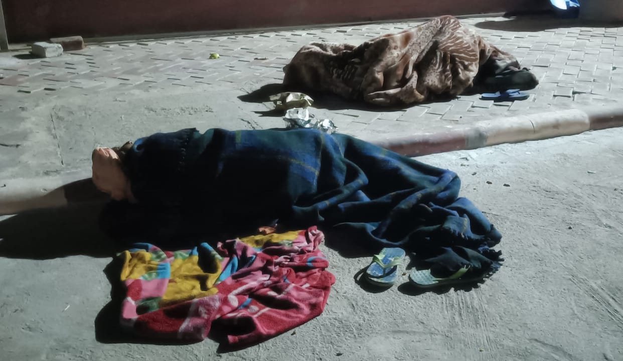 The body is shrinking on the footpath in the cold of night, how can one get peace without night shelters?