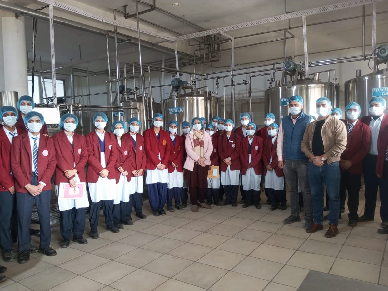 JNV students learned the working of Foods Processing Unit