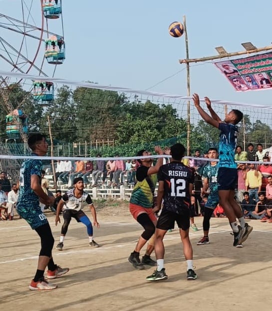 Khatima defeated Banbasa in Mastan Memorial Volleyball Tournament
