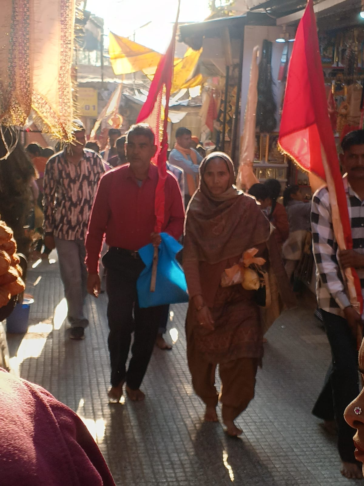 10 thousand devotees visited the holy cave