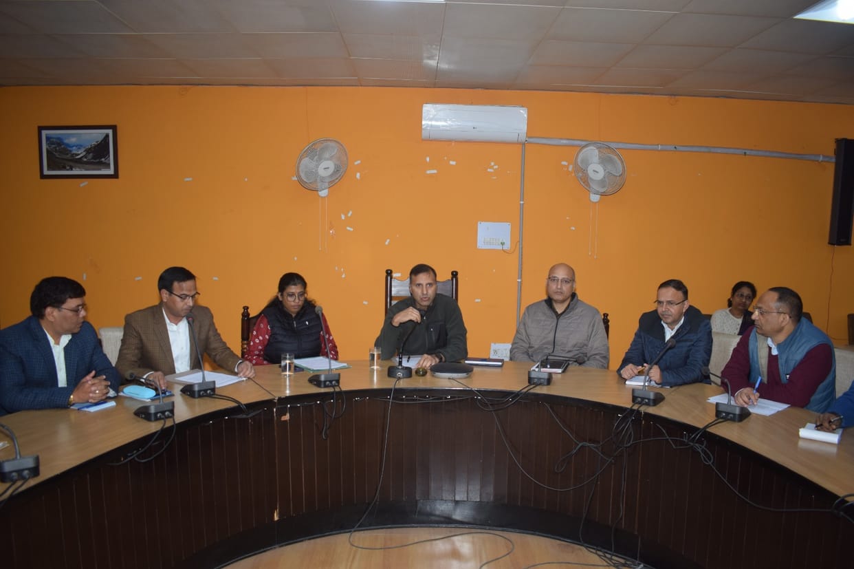 The ceremony is an opportunity to highlight the achievements of the state government in the last two years: DC