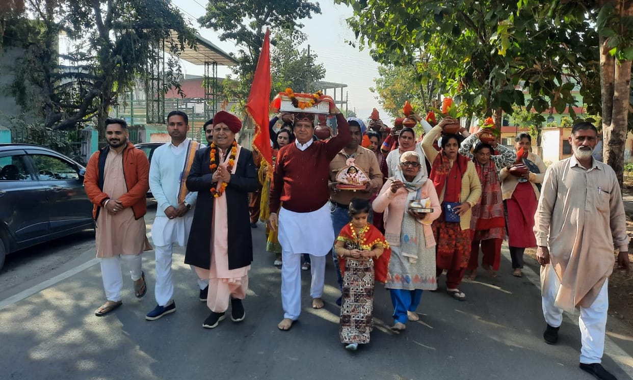 Bhagwat Katha begins with grand Kalash Yatra in Lakshmi Narayan Temple