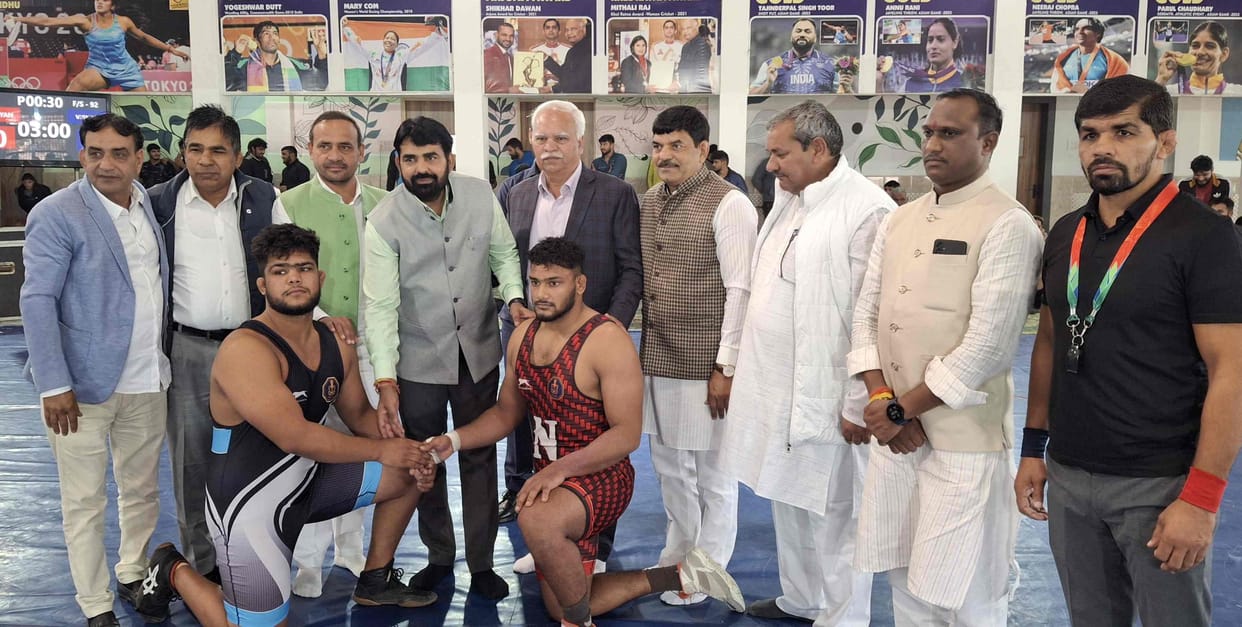 Jhajjar's Rajat won in 125 kg