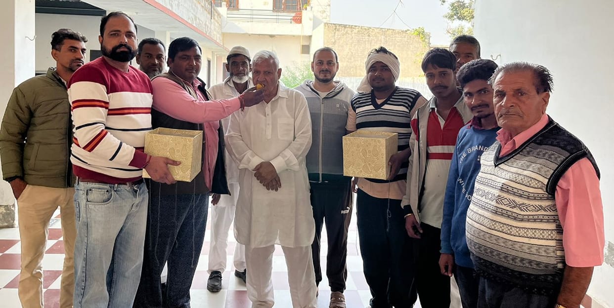 Laddus distributed on BJP's victory in Maharashtra elections