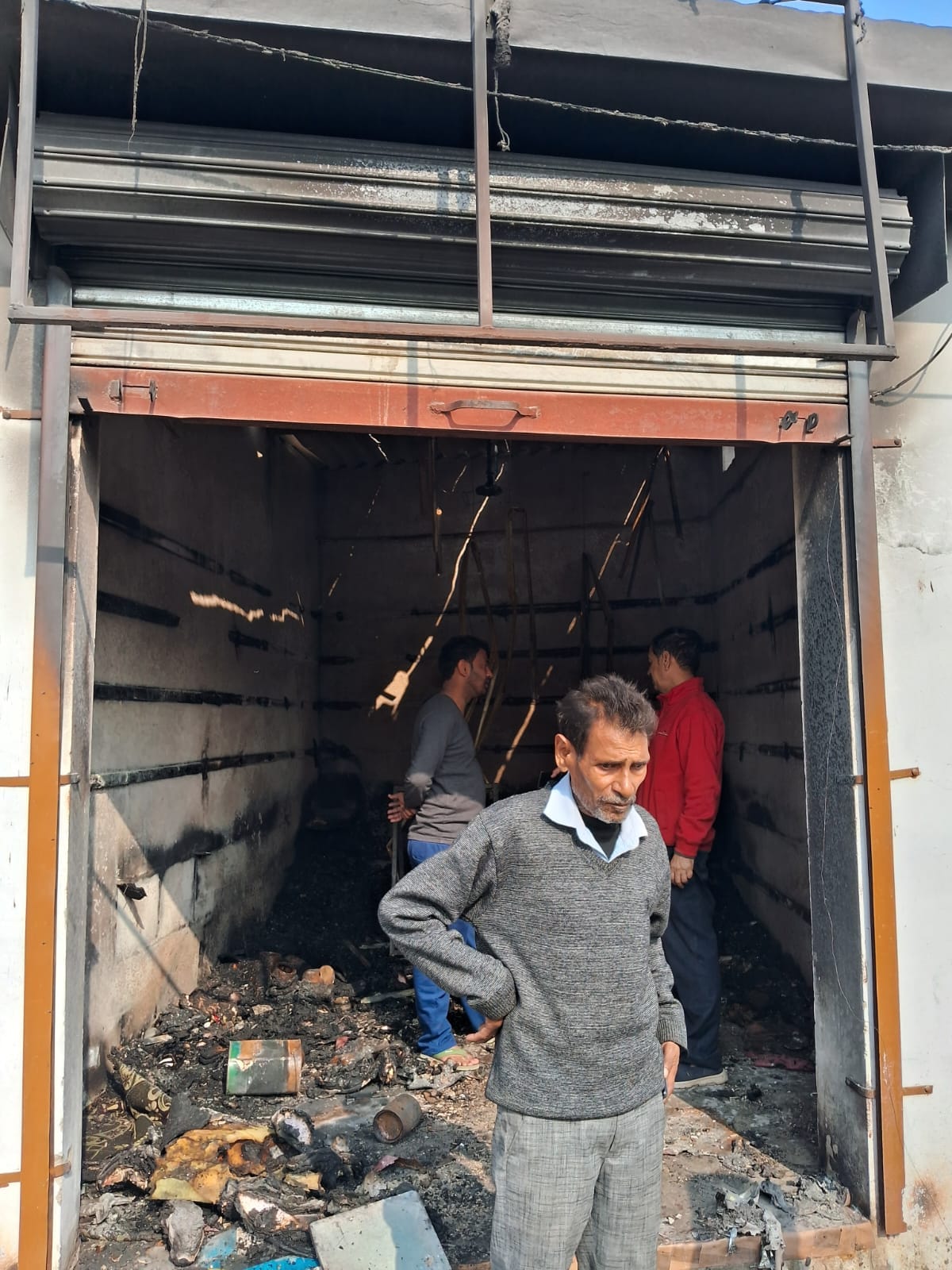 showroom burn in meeran shahib