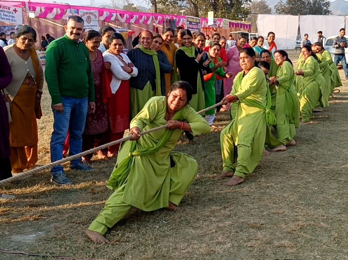 Three women's teams will compete for the title of tug of war