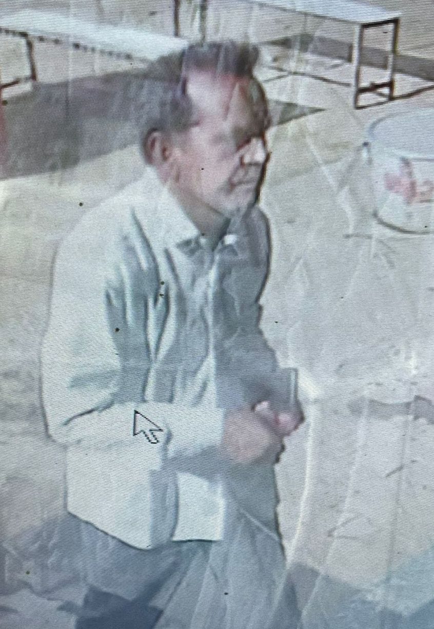 Middle aged man absconds with Rs 10,000 from young man who came to withdraw money from ATM