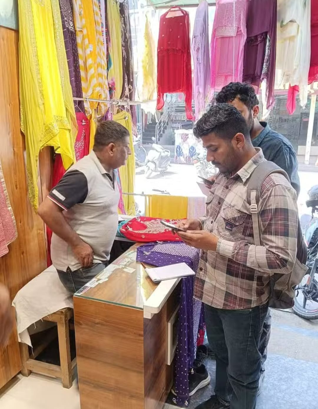 Verification of 66 thousand properties is still pending in the city, 12 employees entered the field