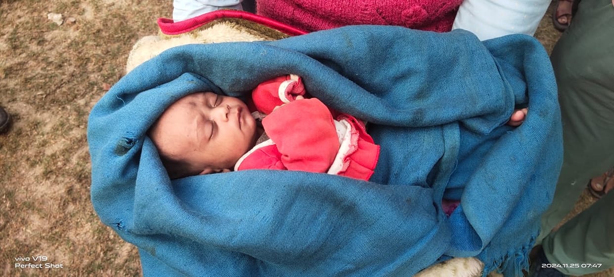 Woman goes missing leaving behind 20-day-old newborn baby, police hands her over to family