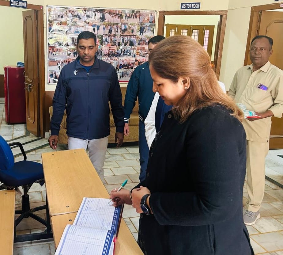 District and Session Judge learned about the problems of children in child protection institutions