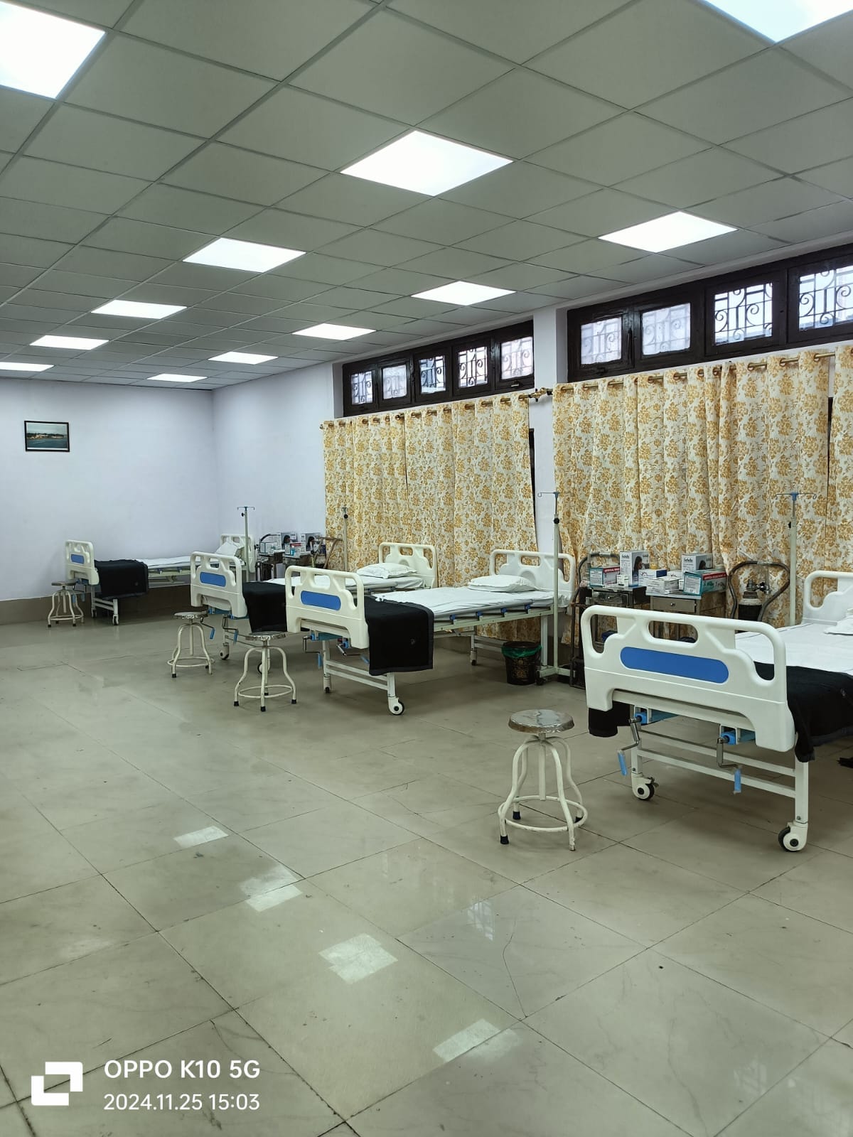 Six bed mini hospital built at the junction for Mahakumbh