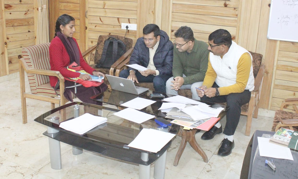 2,500 applications for 70 posts of Van Mitra in Chamba division