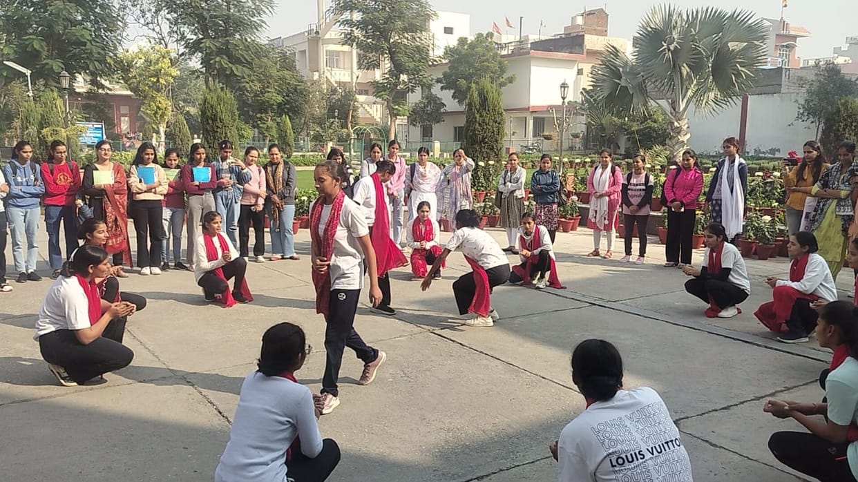 Message given to stay away from drugs through street drama