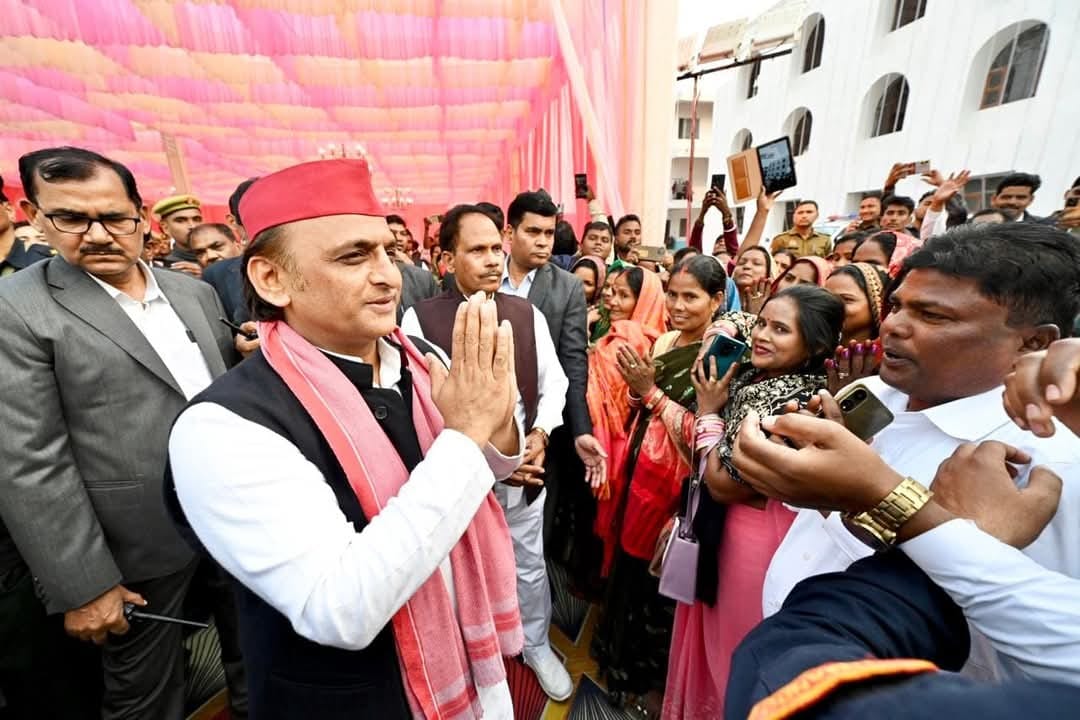 BJP won Katehri by-election by dishonesty: Akhilesh Yadav