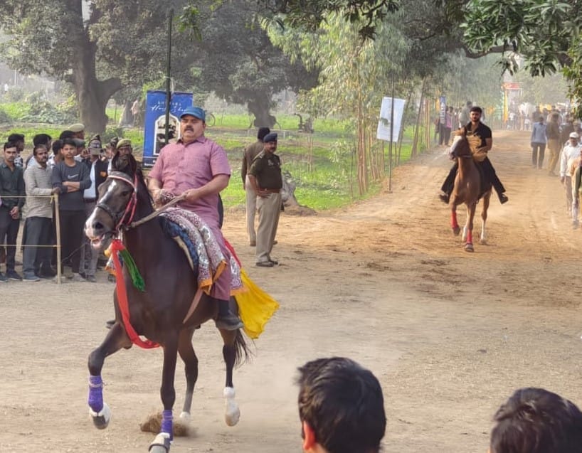 Kotwara drenched in the colors of folk culture in Lakhimpur Mahotsav