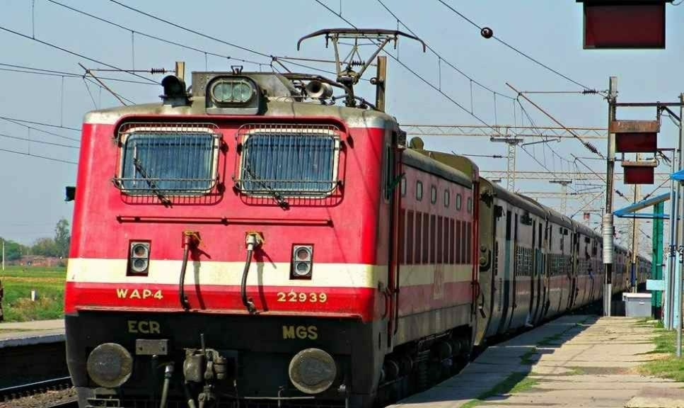 Train will have GPS mapping with 900 fog safety devices