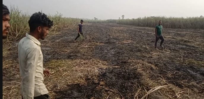 Fire broke out in Bhatta Nayapurva, 25 houses burnt