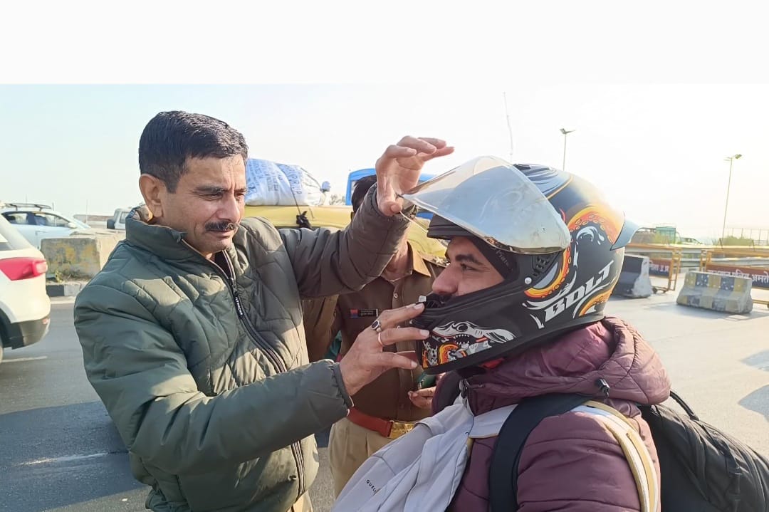 no helmet and no petrol now entry will not be allowed even in government offices new order issued