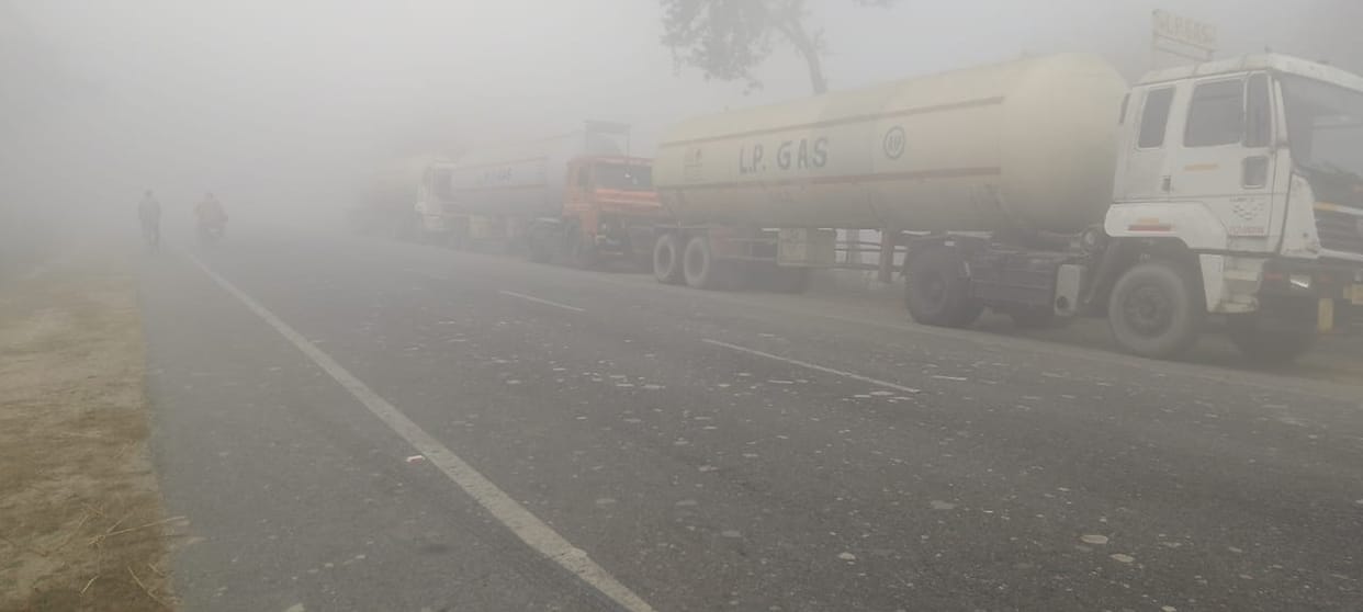 The mercury dropped, the valley remained covered with fog till nine in the morning