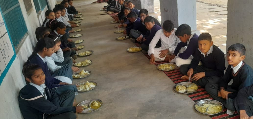 Mid-day-meal... increase of Rs 1.12 in the diet of students