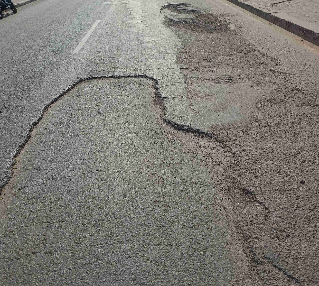 ROB road is in bad condition, drivers are troubled