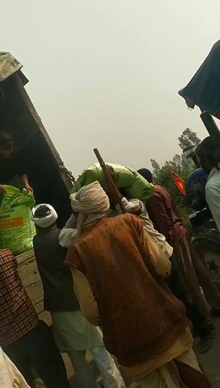 Allegation: Black marketing of fertilizer is happening on Jaraul Committee.