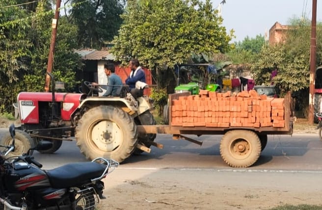 Registration is only for 35... Thousands of tractor-trolleys running on the roads.