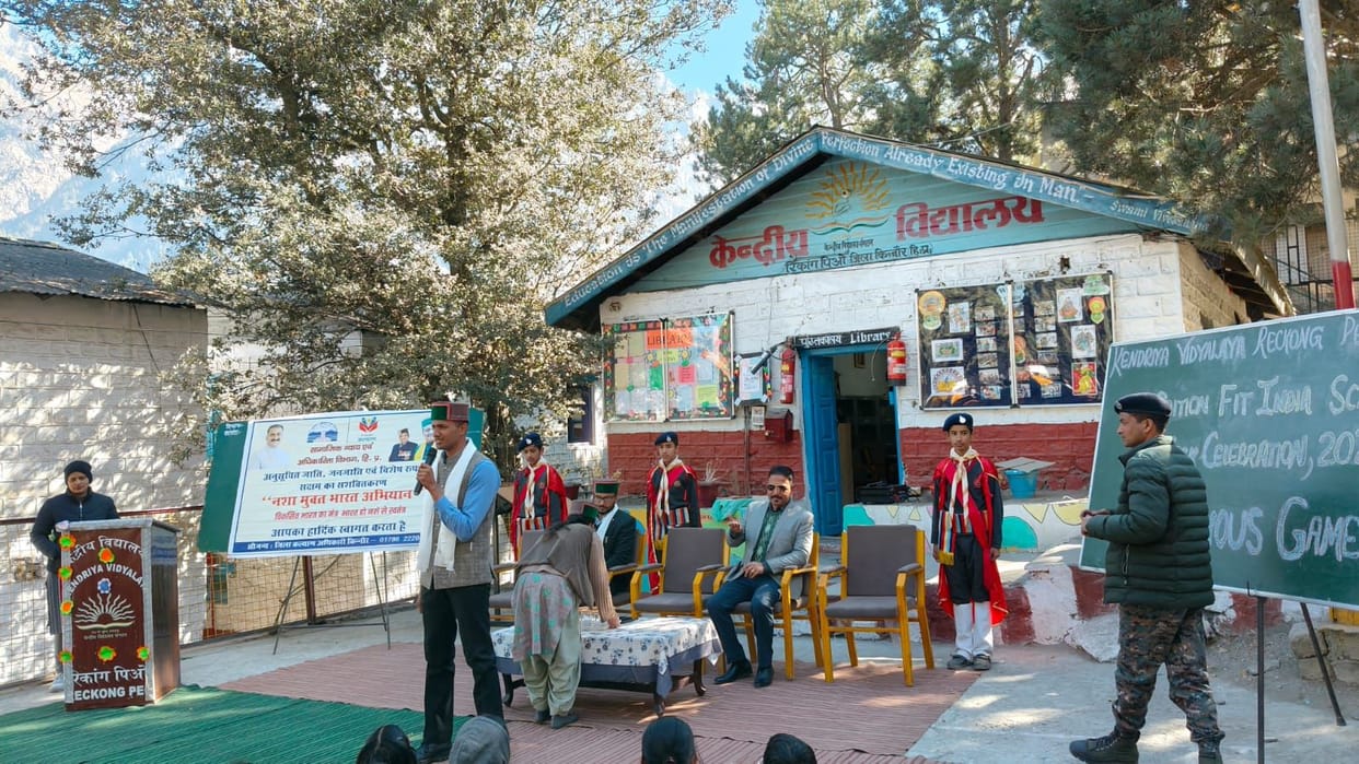 Side effects of drug addiction explained through street drama in Reckong Peo