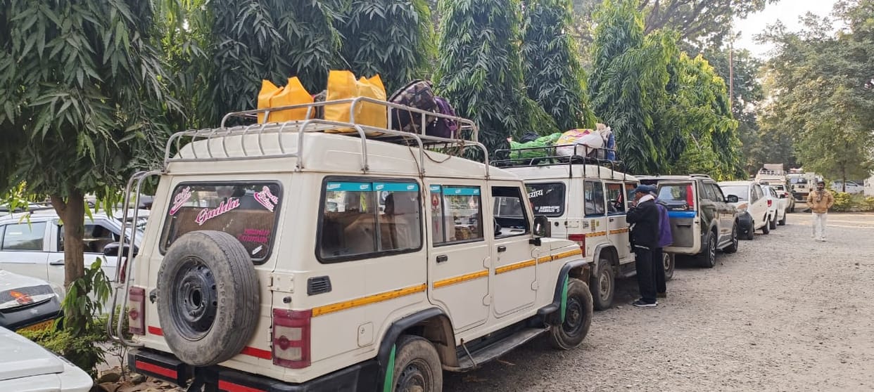 Early morning raid on arbitrary taxi drivers