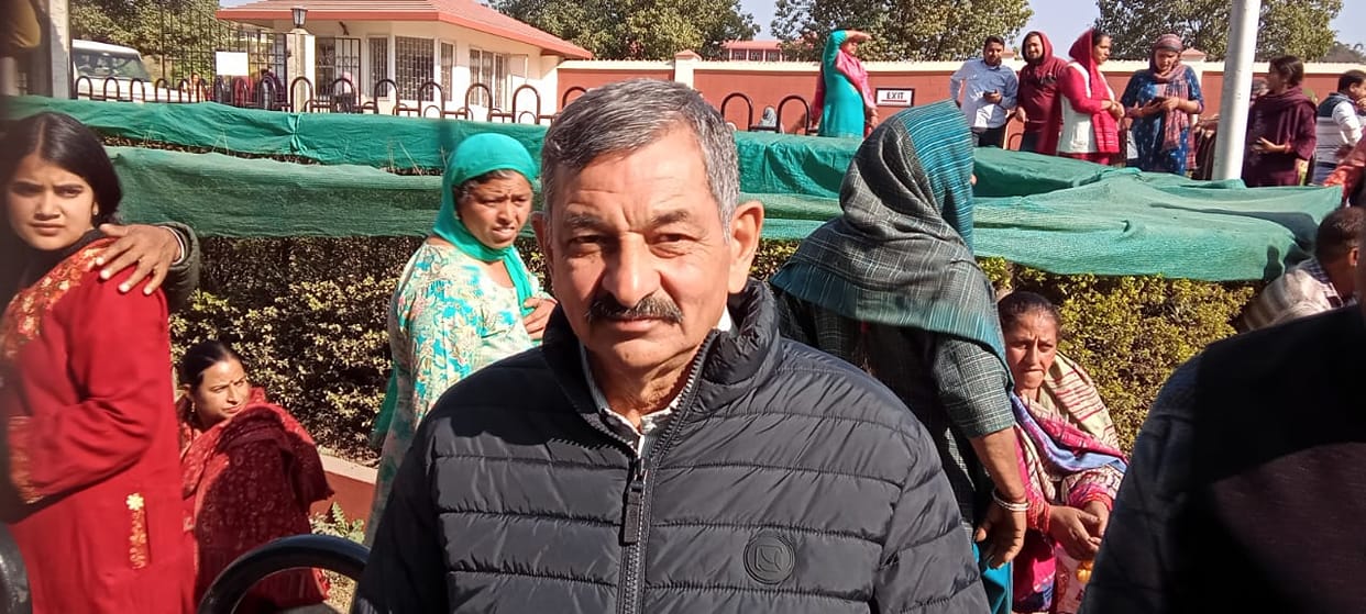 The operation of Bhota hospital should not be stopped, if the law is coming in the way of transfer of land, then the government should solve it.