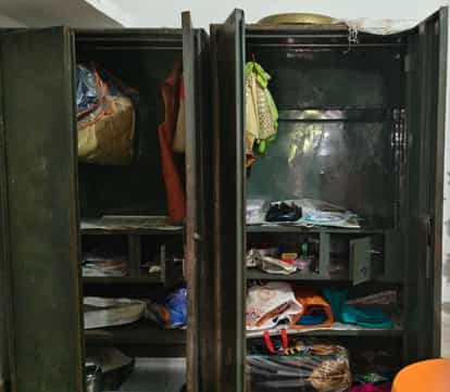 Cash and jewelery stolen from two houses