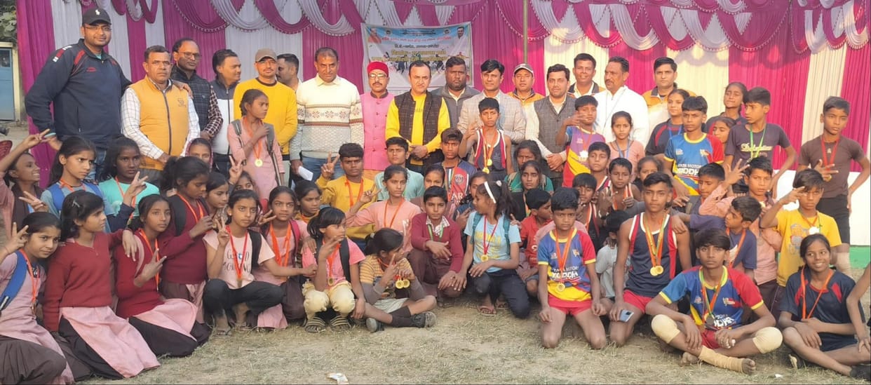 Rachit won the individual championship in the block level mini sports competition