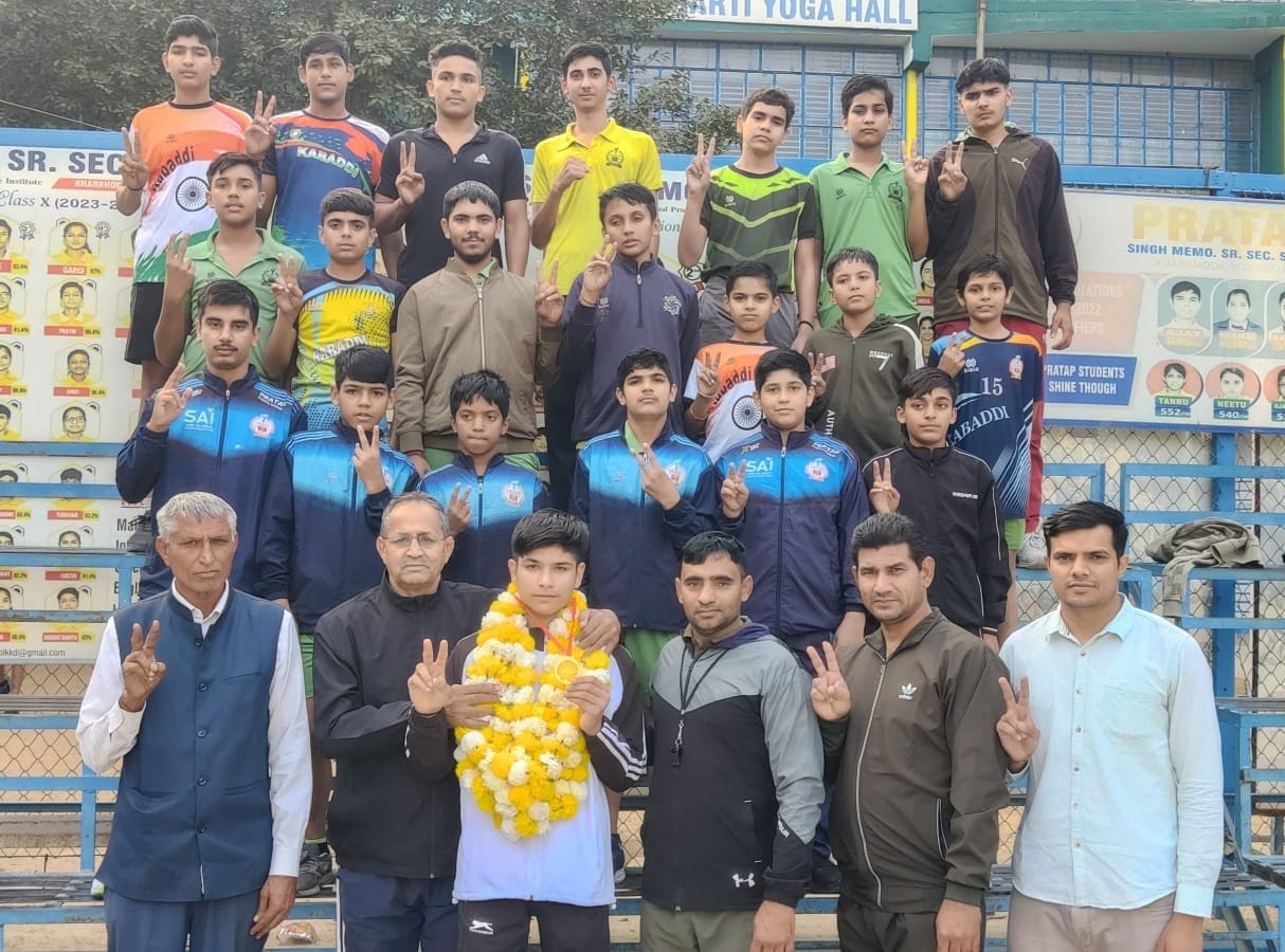 Lakshya welcomed back after winning gold in the National Kabaddi Competition