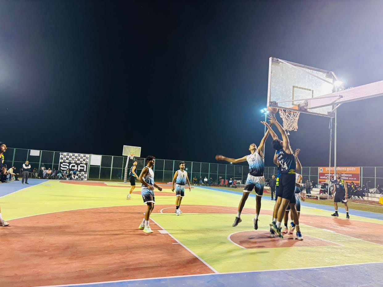 Delhi University team defeated Maharaja Bhupinder Singh Punjab Sports University team by a margin of 47-71