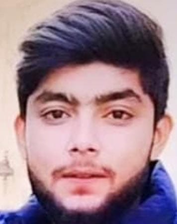With Kanhaiya's death, the only light of the family was extinguished