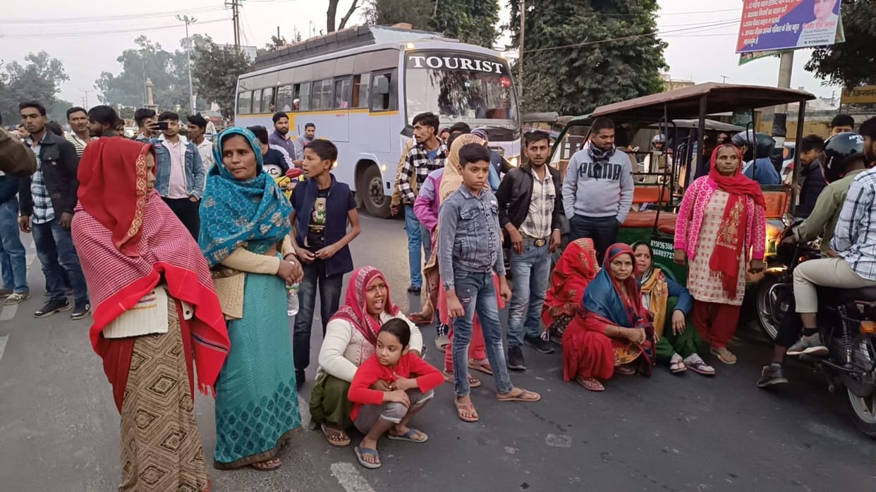 Family members stage protest over death of a youth injured in an accident