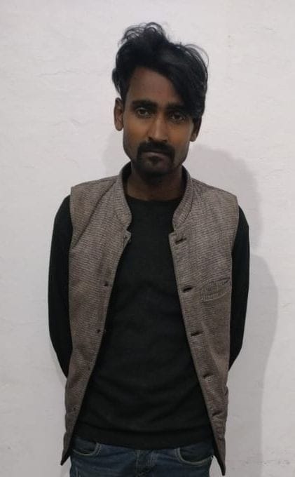 Shopkeeper lured and raped a six year old girl