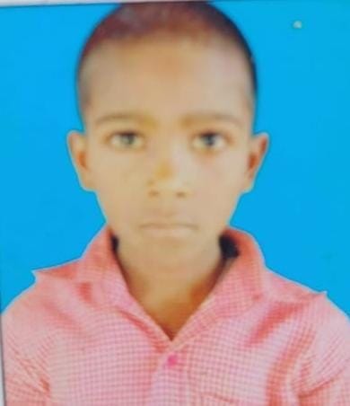 Student left for school, did not return home in the evening, dead body found in straw the next morning