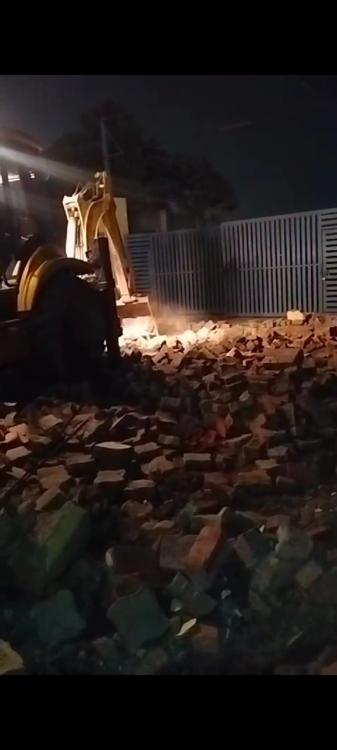 Late night Jaggi City Center's culvert was broken