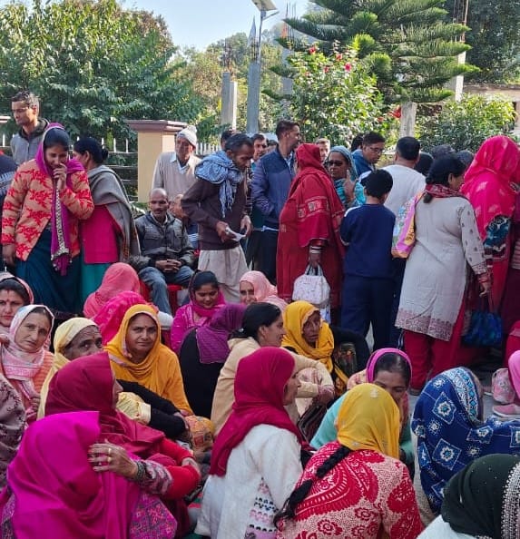 Health of 340 people checked in the camp organized in Baba Balak Nath Temple