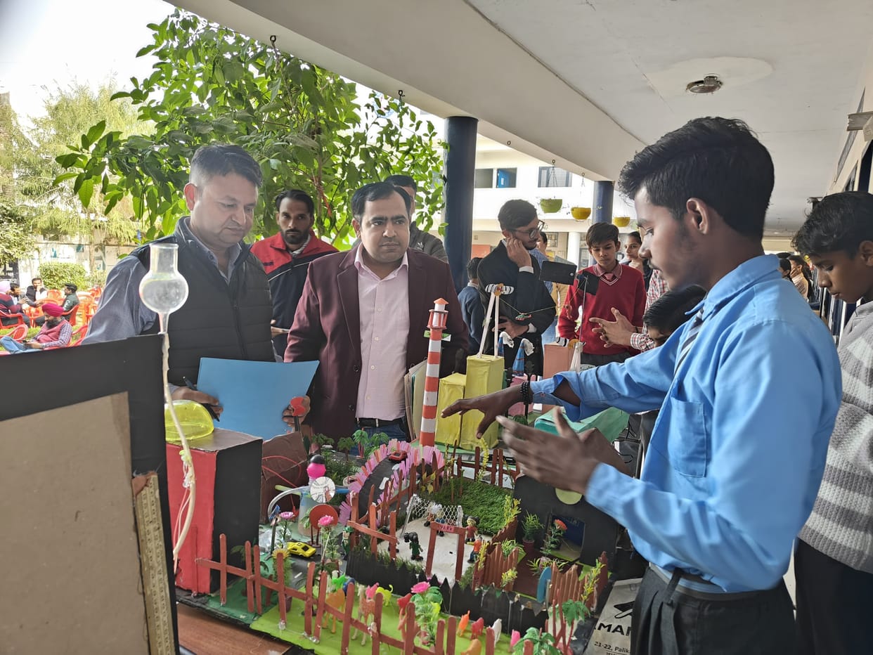 Child scientists showed talent in science exhibition