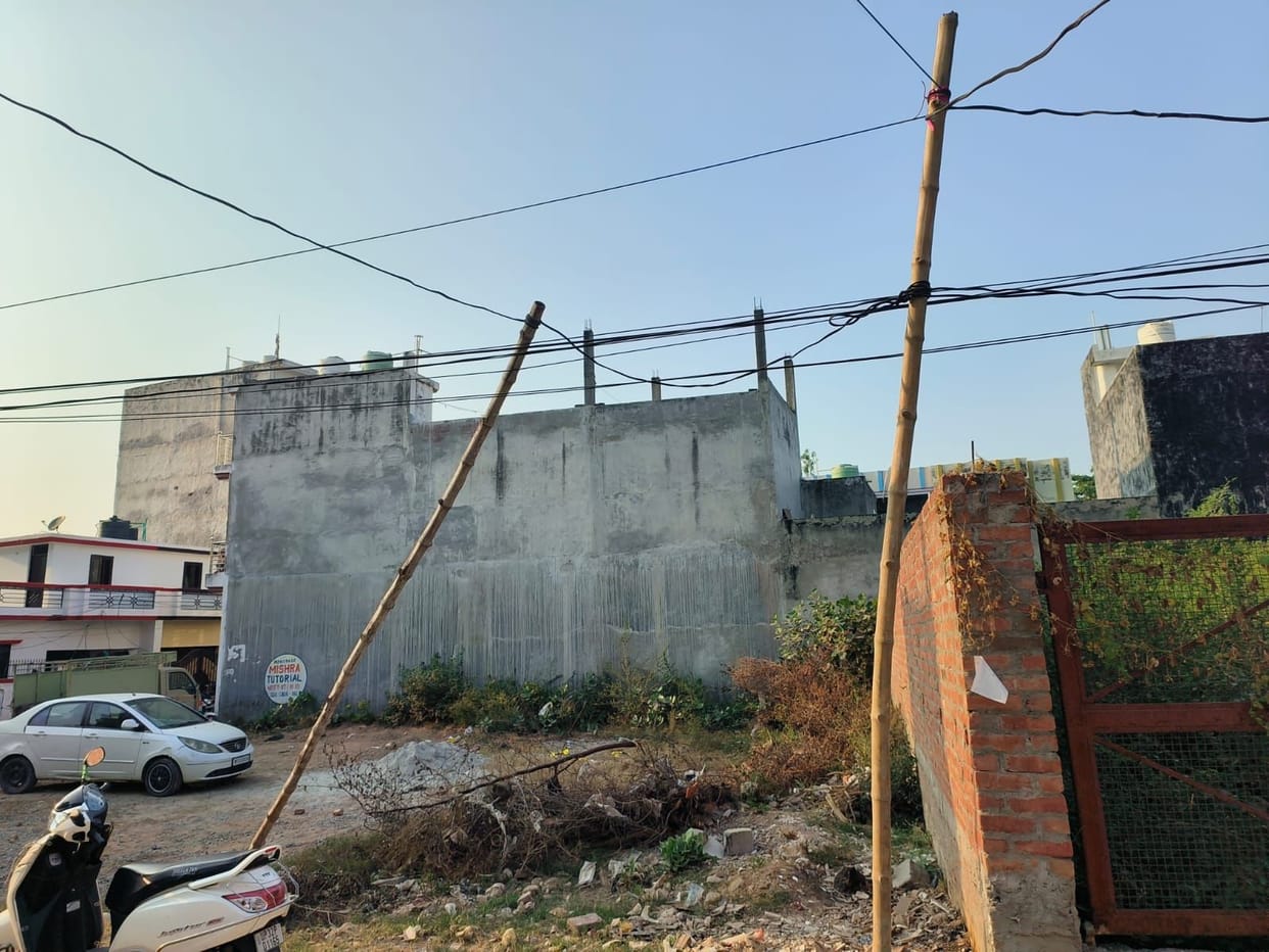 Connections were distributed from house to house by pulling wires on bamboo poles