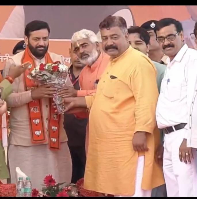 NAPA Chairman raised the problems of Dharuhera before the CM.