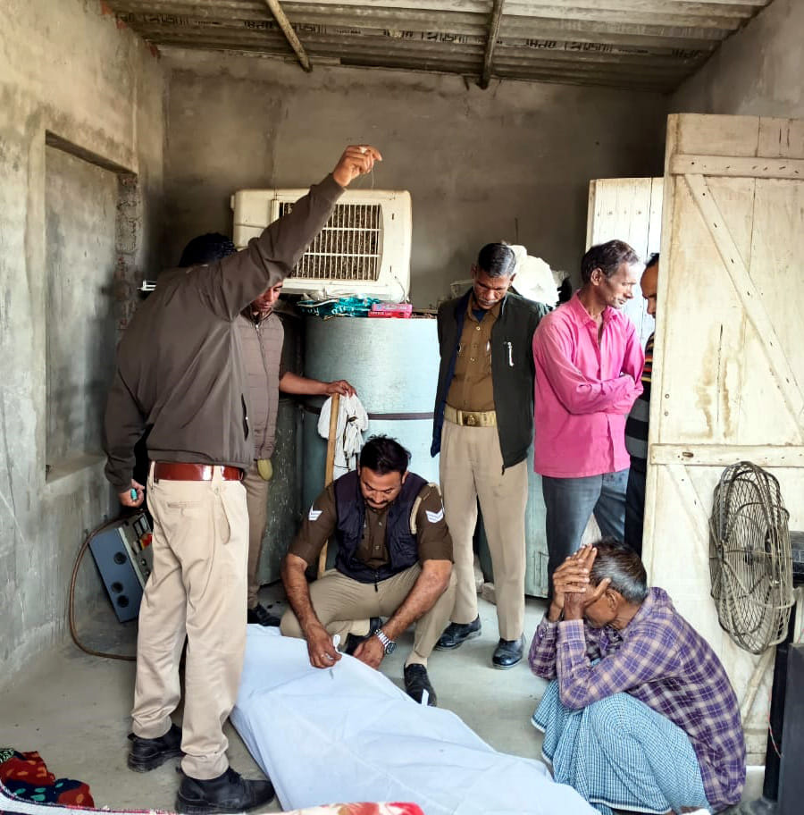 A young man hanged himself in a domestic dispute and died