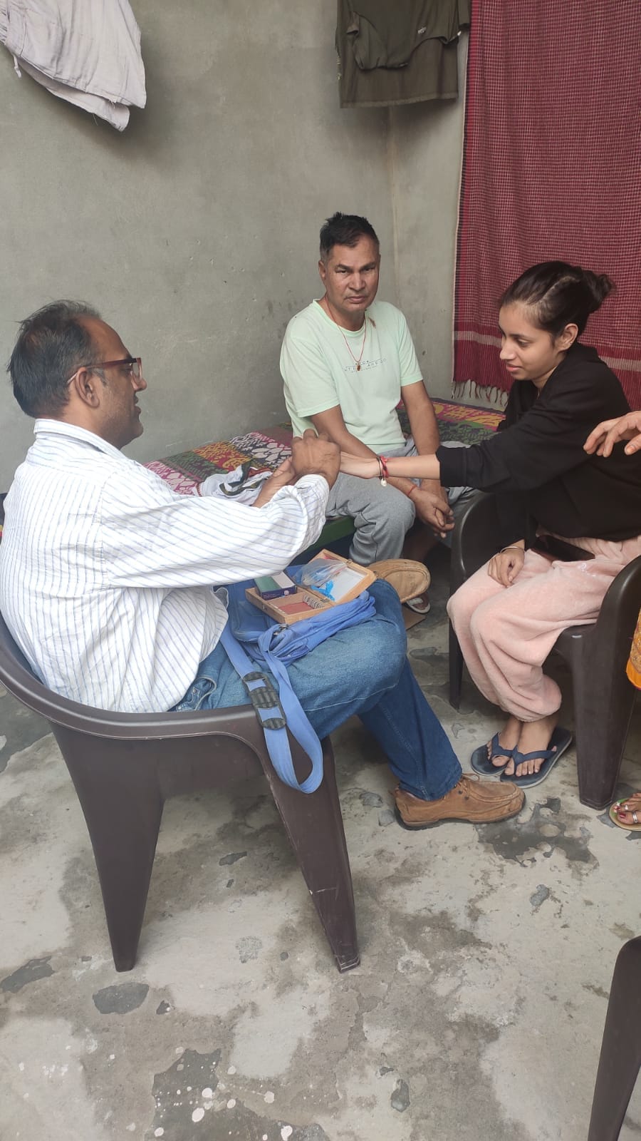 Dengue cases started decreasing as the cold increased, three cases were reported