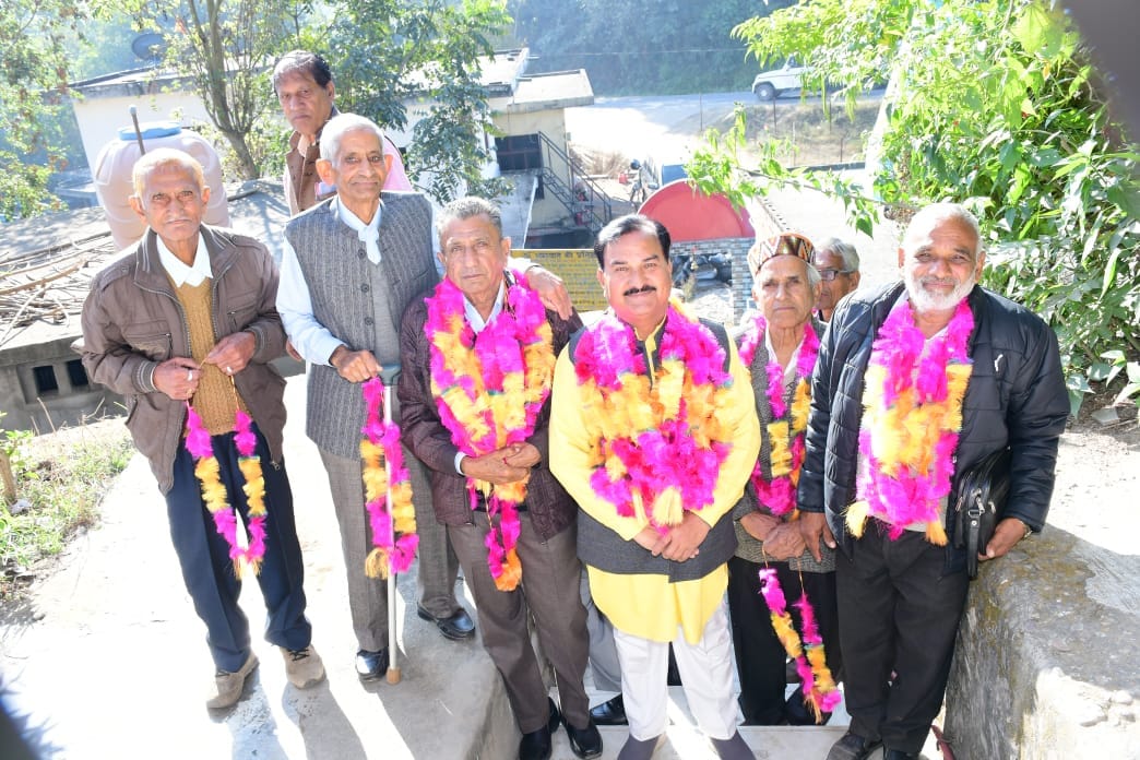 Inder Singh Dhatwalia became the head of Kalol Pensioner Association.