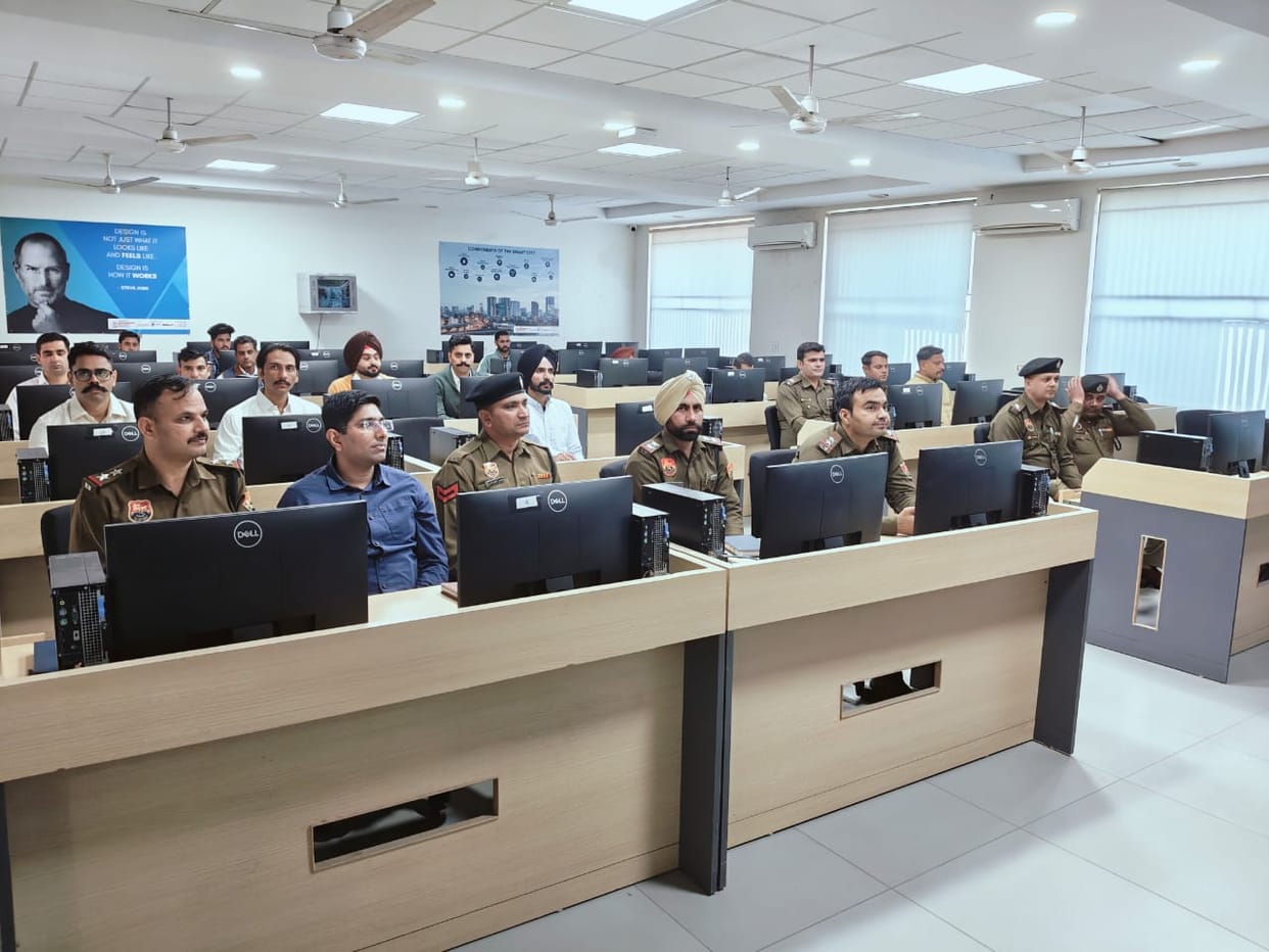 Police will crack down on cyber criminals with special training