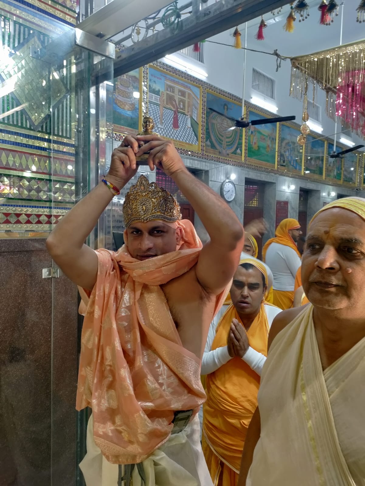 Children offered Arghya to Lord Subratnath
