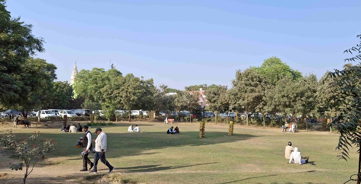 Some relief from pollution, AQI 211
