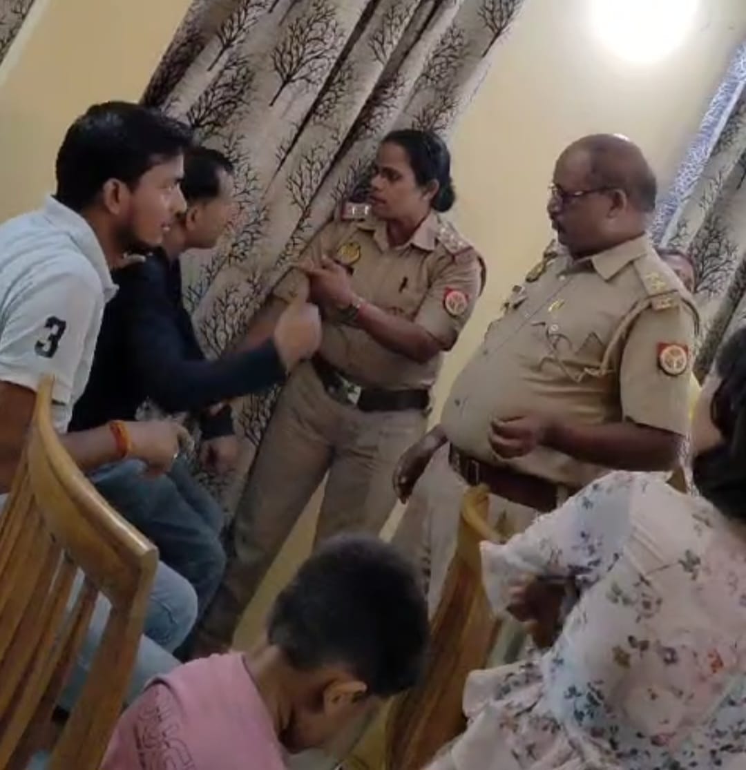 Video of Gajendra demanding justice went viral